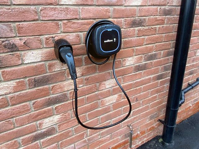 ev-charger-installers-1-sharpen-lighting-color